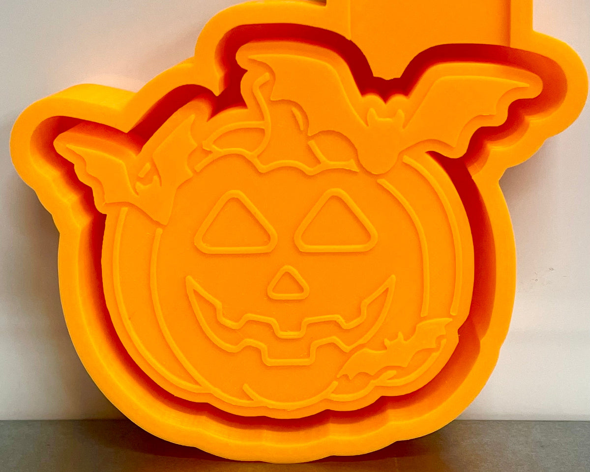 Jack O’Lantern with Bats Mold