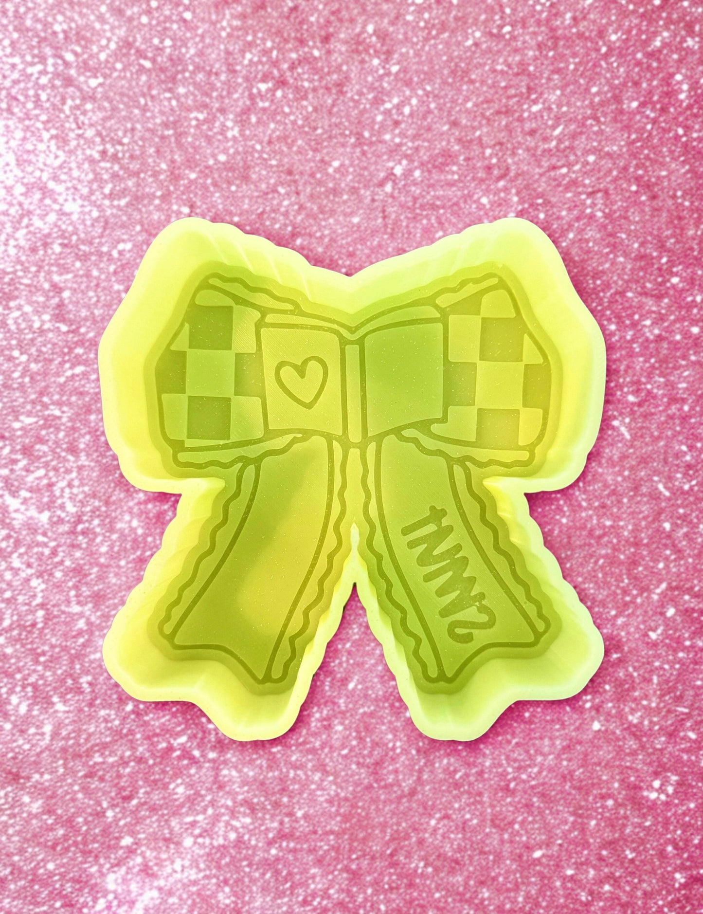 Smut book bow