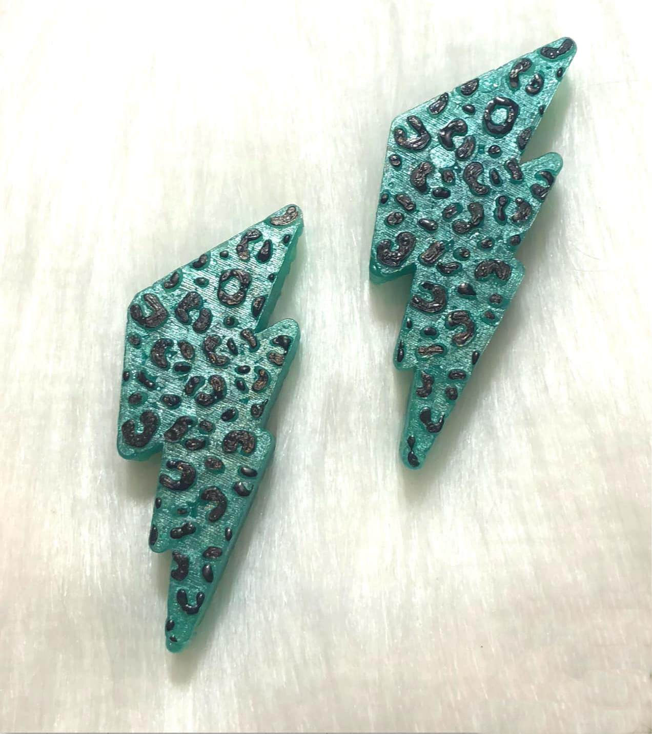 Leopard Lightening Bolt Vent Clip Mold