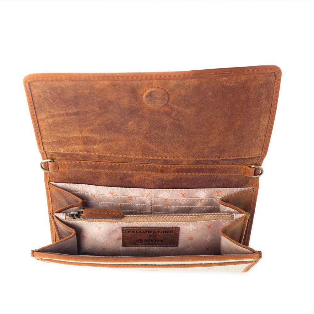 Yellowstone Roverra Ivory Sling Wallet