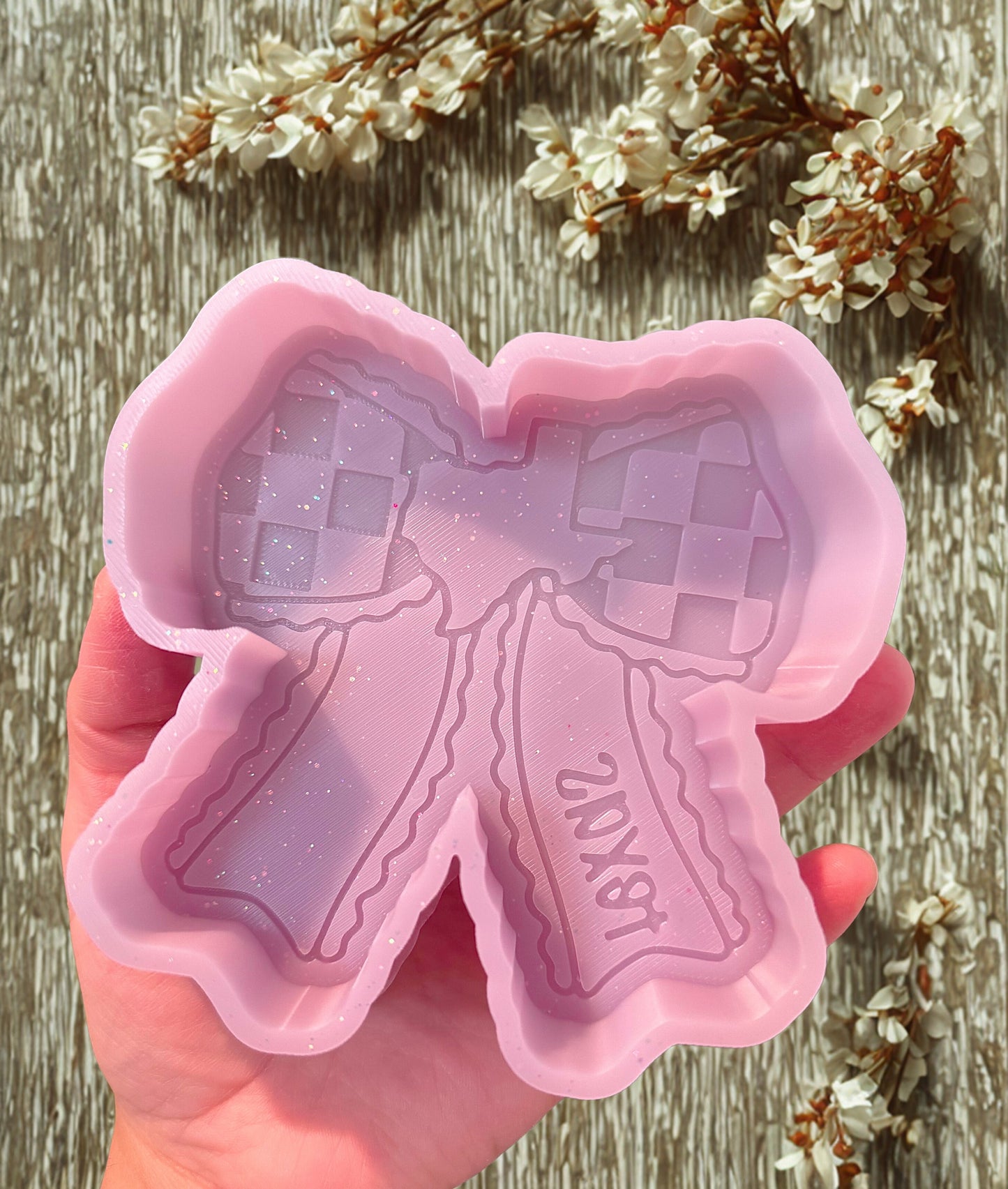 Texas checkered bow