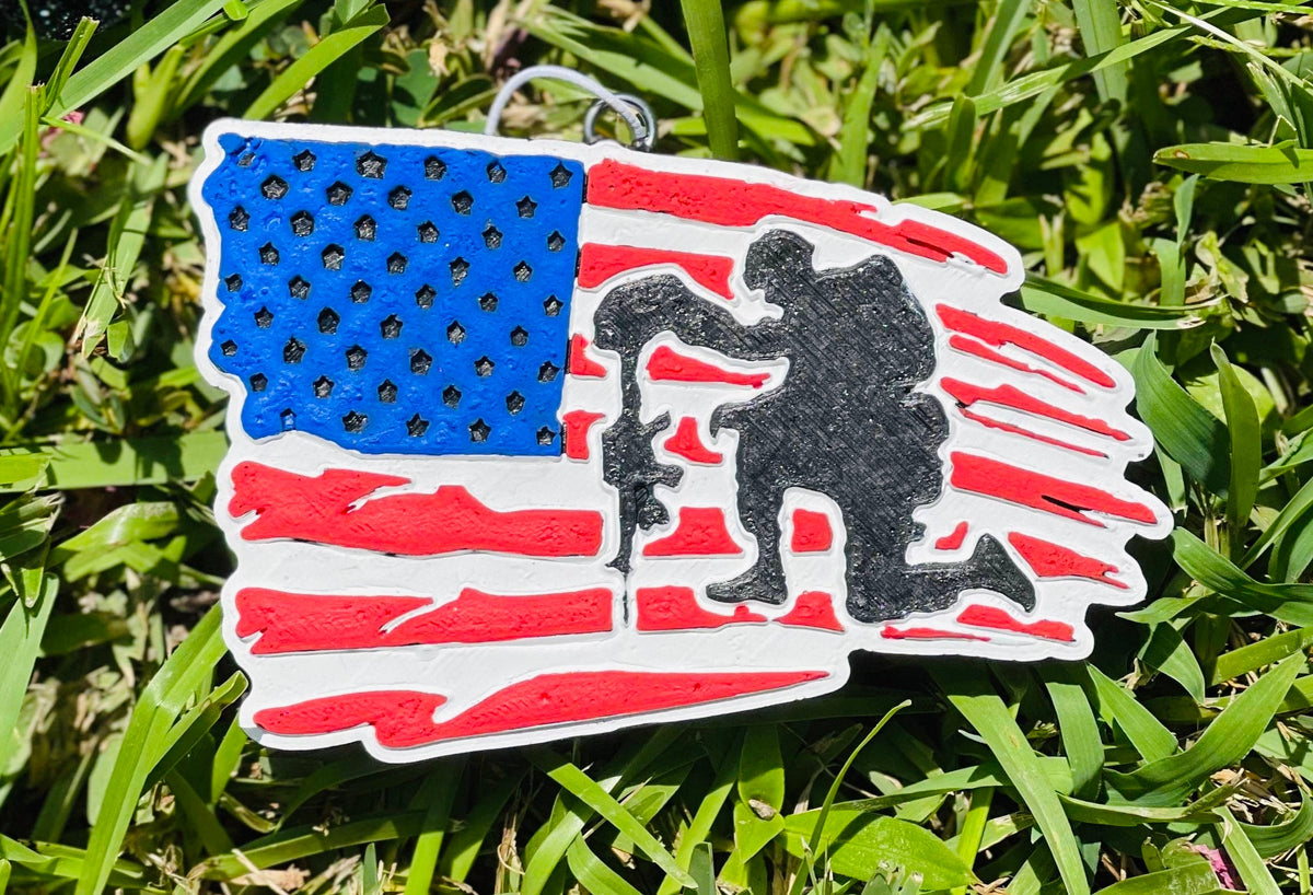 Kneeling Soldier With Flag Mold