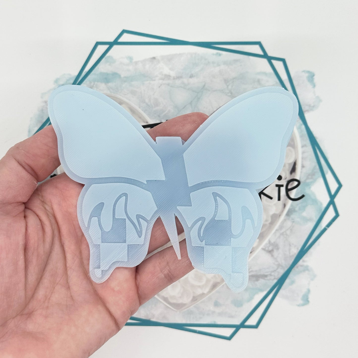 Butterfly Bolt & 8 INSERTS Freshie Mold