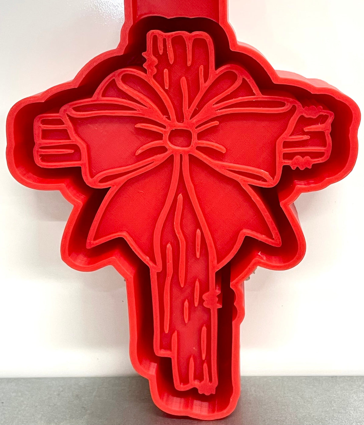 Rugged Cross with Bow Mold
