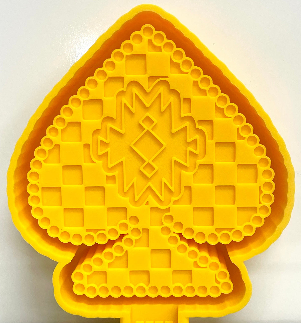 Checkered Aztec Spade Mold