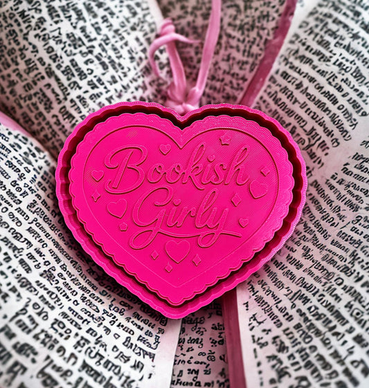 Bookish girly heart