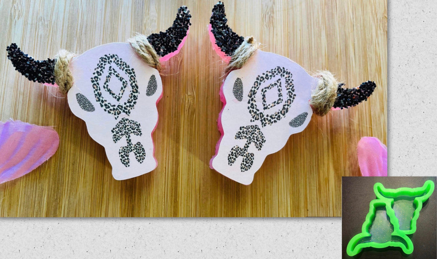 Plain Bull Skull Vent Clip Mold