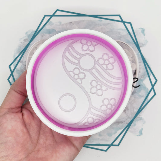 Groovy Ying Yang Freshie Mold