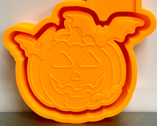 Jack O’Lantern with Bats Mold