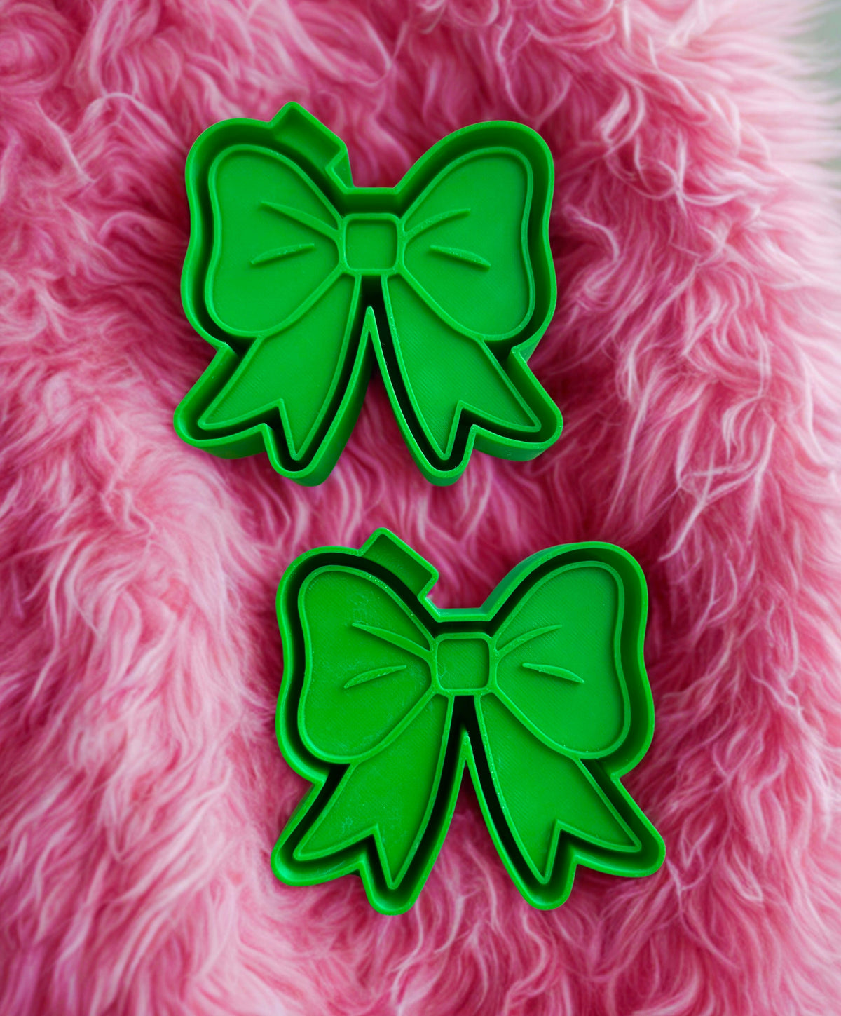 Bow vent clips