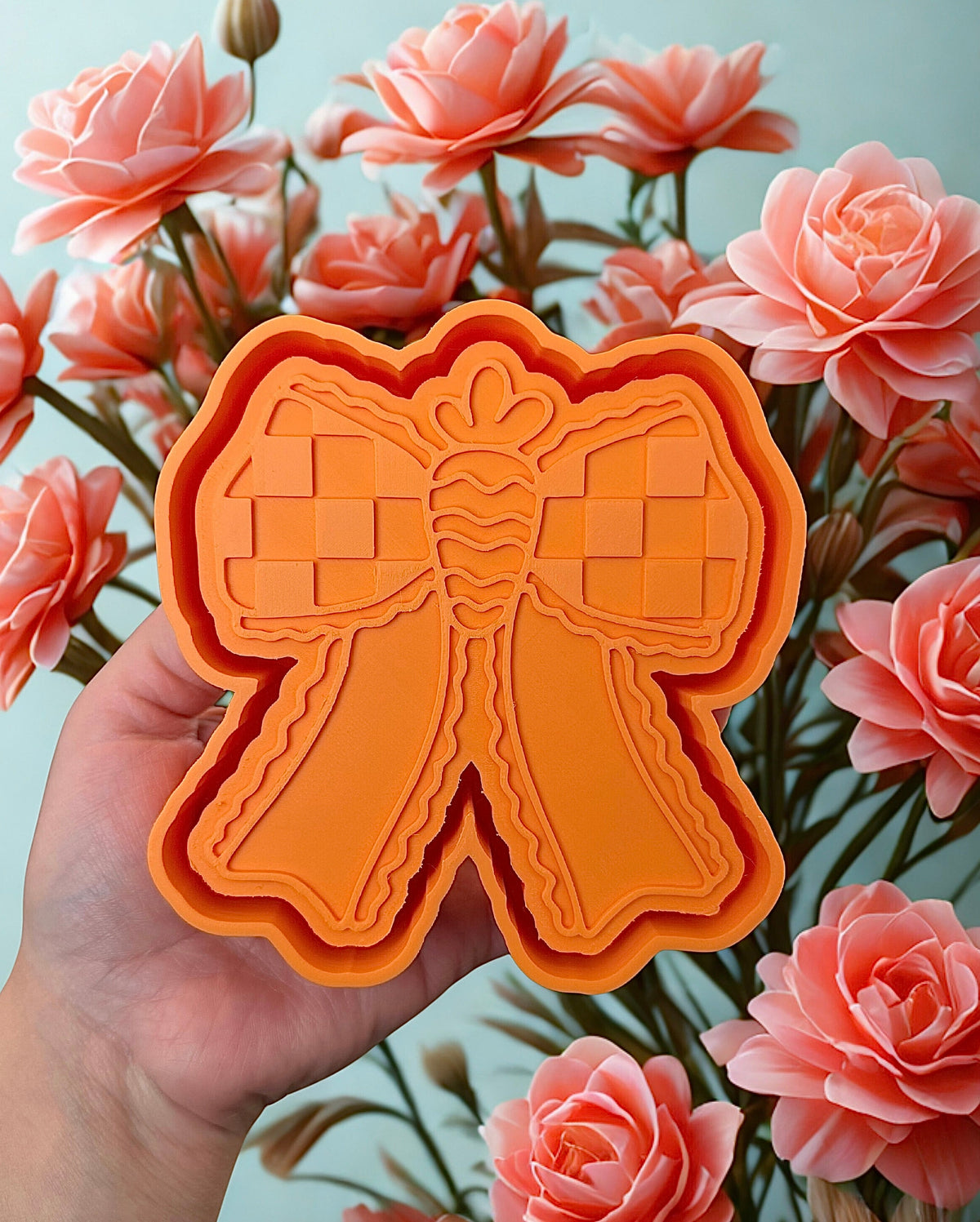 Carrot checkered bow