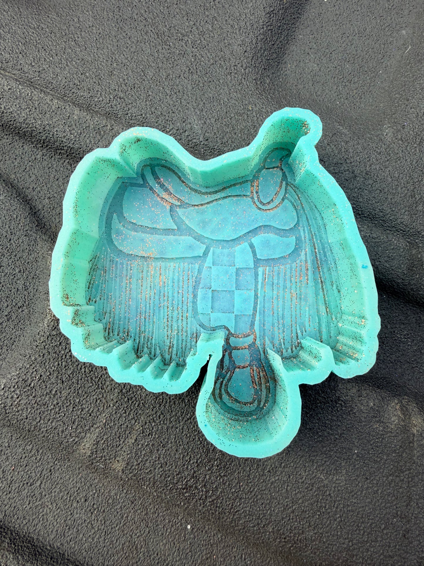 MOLD DESTASH