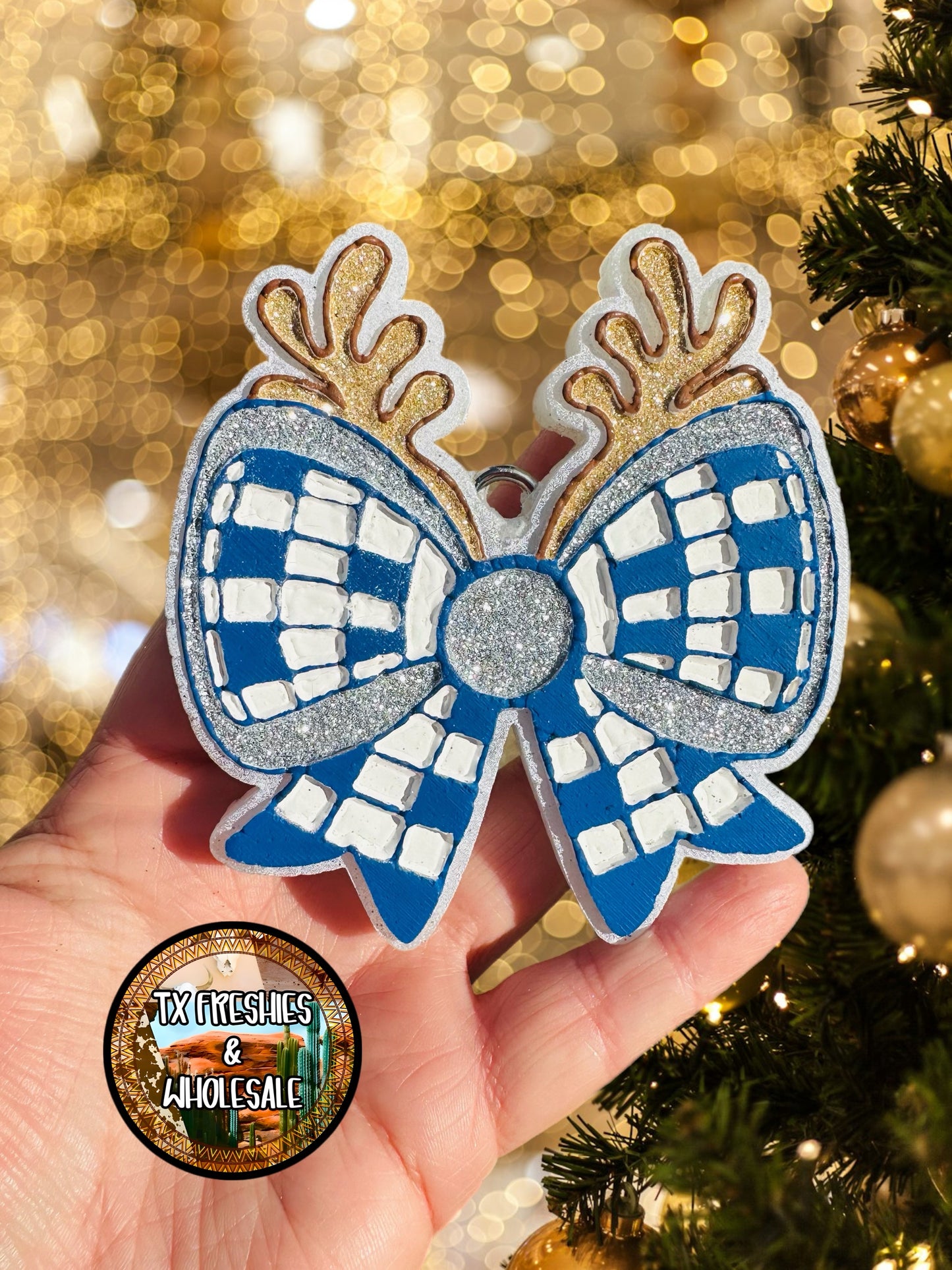 CHRISTMAS WINTER PAINTED CAR FRESHIE (YOU CHOOSE DESIGN)