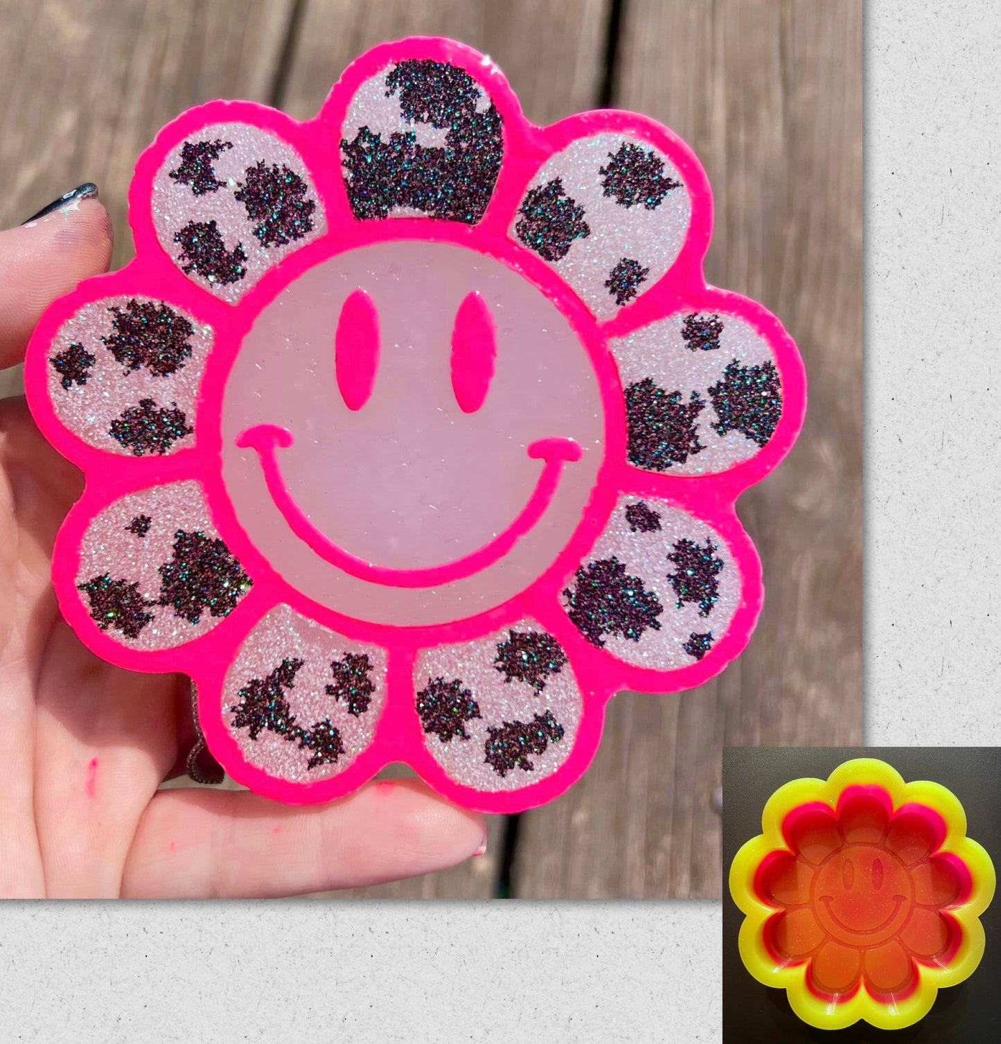 Happy Smiley Daisy Mold